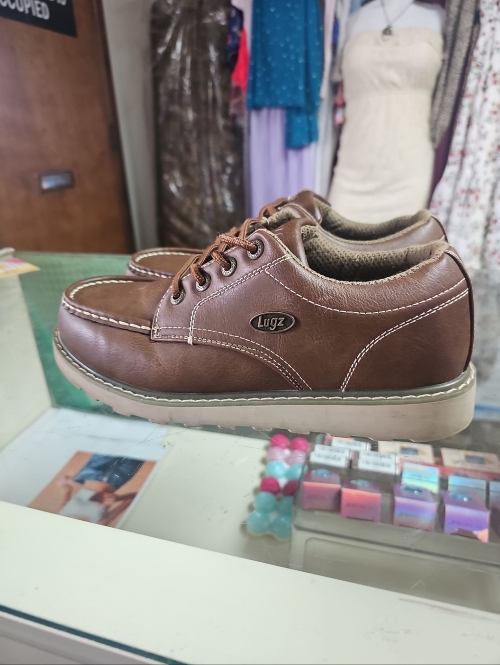 Lugz Men's Roamer Lo Oxford Boot, Dark Brown/Gum/Cream, 9 US